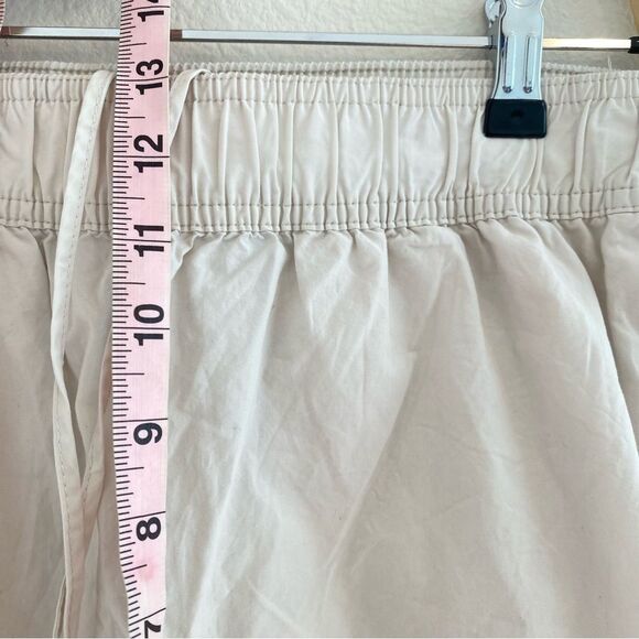 H&M Cream Pull On Cotton Lightweight Shorts Size Small - Picture 9 of 10